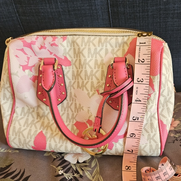 💗 Michael Kors Aria Small Satchel - Picture 10 of 10